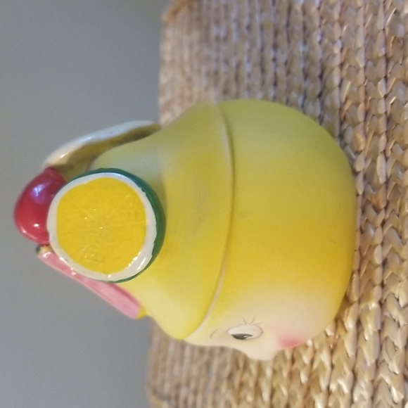 Vintage anthromorphic jar. Whimsical Candle. - Picture 4 of 10